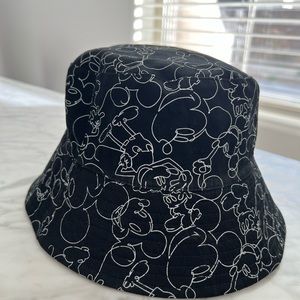 Disney Mickey Mouse bucket hat reversible ADULTS